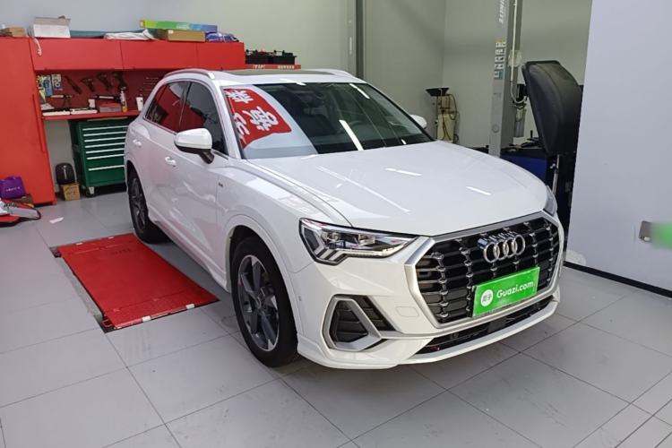 Used Audi Q3 2023 35 TFSI Fashion Dynamic Model (1.5T) Front Right 45 Deg