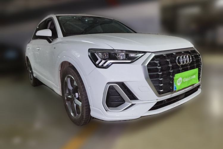 Used Audi Q3 2023 35 TFSI Fashion Dynamic Model (1.4T) Front Right 45 Deg