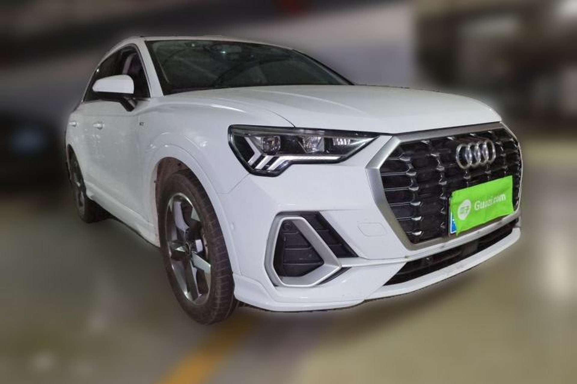 Used Audi Q3 2023 35 TFSI Fashion Dynamic Model (1.4T) Front Right 45 Deg