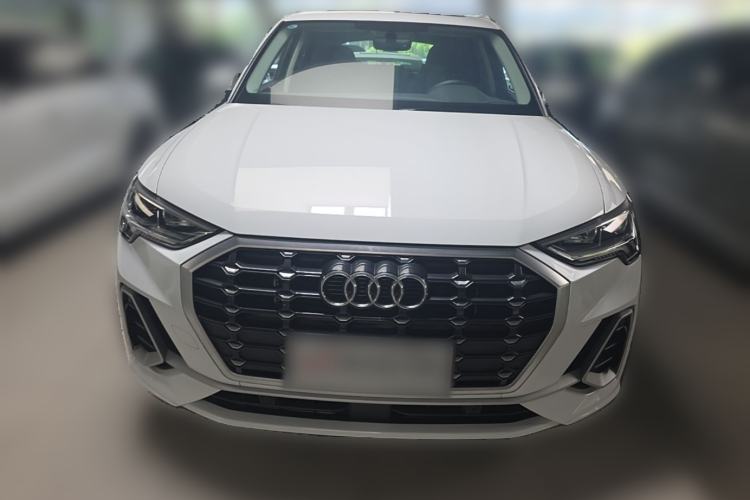 Used Audi Q3 2023 Updated 40 TFSI Fashionable and Dynamic Version Front