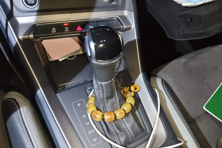 Used Audi Q3 2023 35 TFSI Fashion Dynamic Model (1.5T) Gear Lever