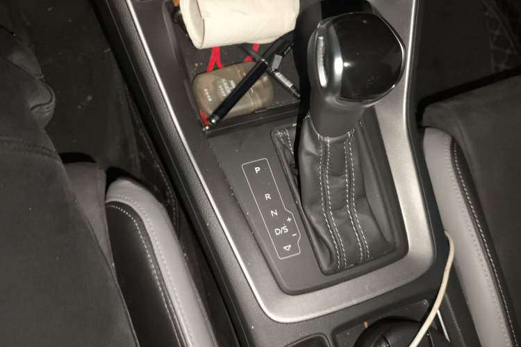 Used Audi Q3 2023 40 TFSI Fashion Dynamic Model Gear Lever