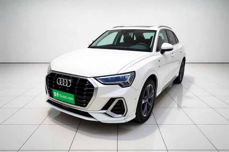 Used Audi Q3 2023 35 TFSI Fashion Dynamic Model (1.4T) Guazi used car, China used car export, Used car for sale, Used cars, Cheapest cars for sale