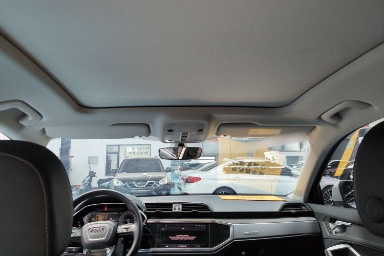 Used Audi Q3 2023 35 TFSI Fashion Dynamic Model (1.5T) Headliner
