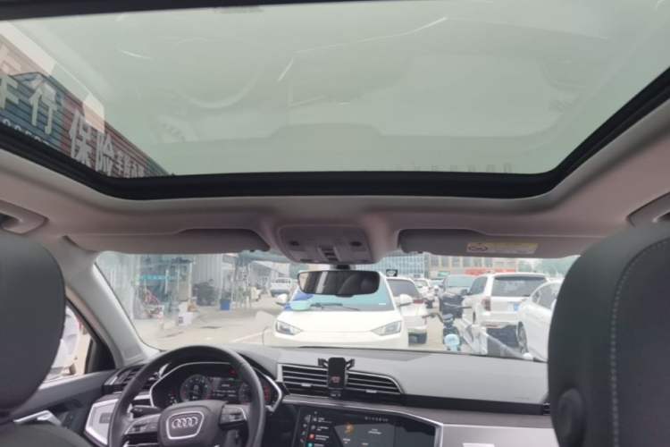 Used Audi Q3 2023 35 TFSI Fashion Dynamic Model (1.4T) Headliner