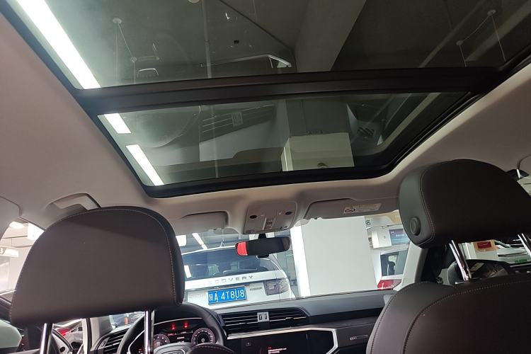 Used Audi Q3 2023 35 TFSI Fashion Dynamic Model (1.5T) Headliner