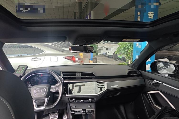 Used Audi Q3 2023 Updated 45 TFSI quattro Stylish and Dynamic Edition Headliner
