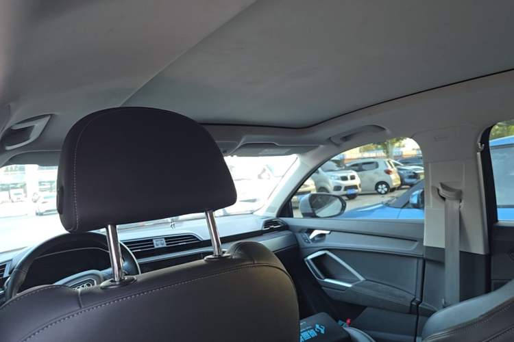 Used Audi Q3 2023 35 TFSI Fashion Dynamic Model (1.5T) Headliner