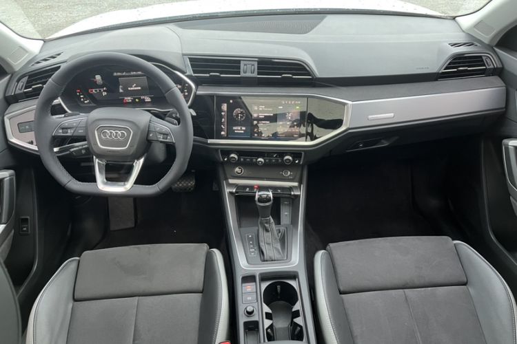 Used Audi Q3 2023 35 TFSI Fashion Dynamic Model (1.4T) Interior 1