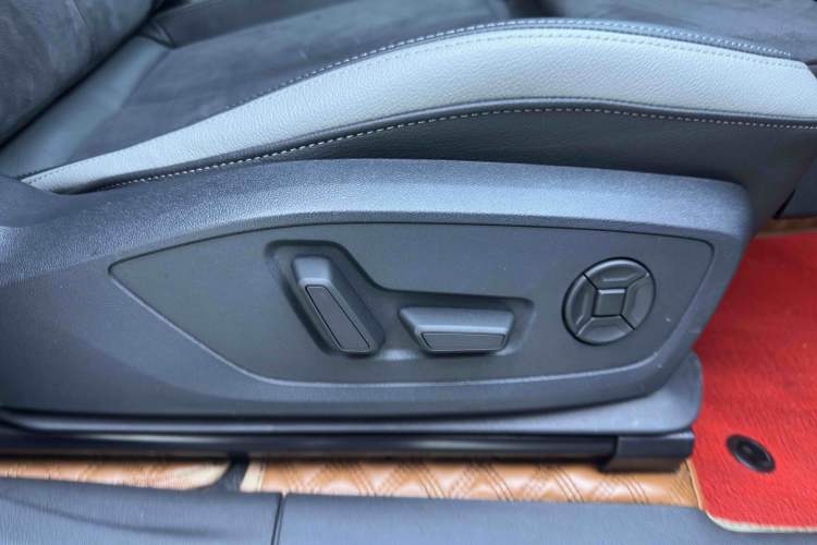 Used Audi Q3 2023 35 TFSI Progressive Dynamic Edition (1.4T) Interior 10