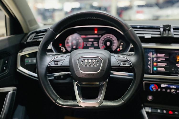 Used Audi Q3 2023 35 TFSI Fashion Dynamic Model (1.4T) Interior 2