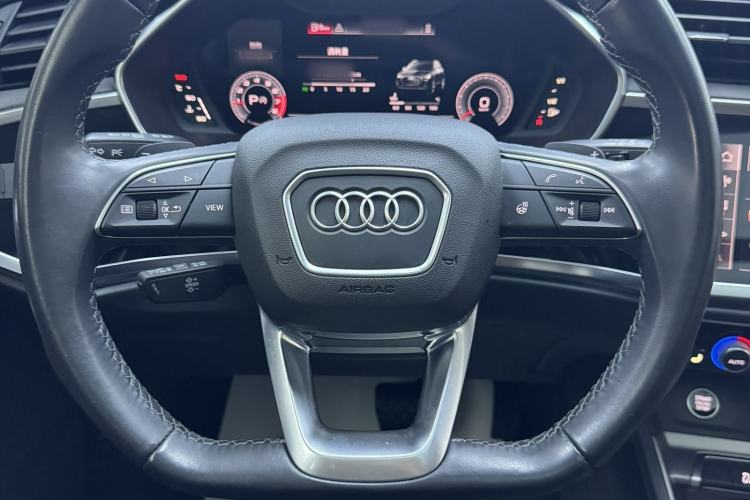 Used Audi Q3 2023 35 TFSI Fashion Dynamic Model (1.4T) Interior 2