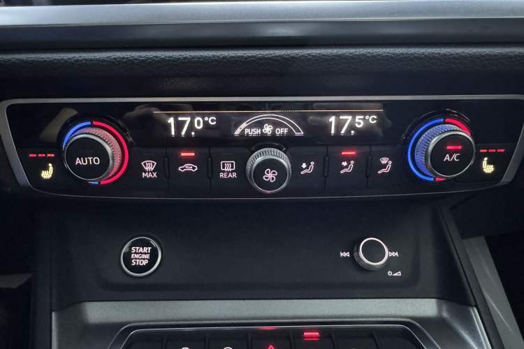 Used Audi Q3 2023 35 TFSI Fashion Dynamic Model (1.4T) Interior 3