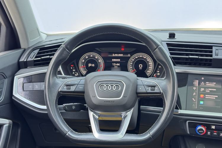 Used Audi Q3 2023 35 TFSI Fashion Dynamic Model (1.4T) Interior 4