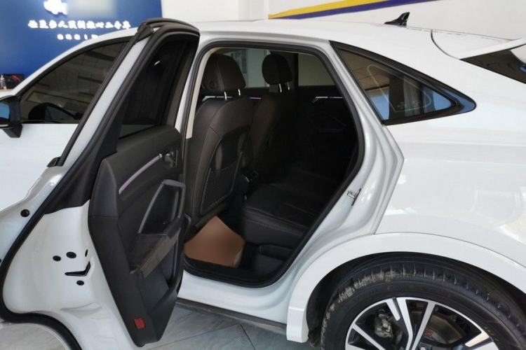 Used Audi Q3 2023 Updated 40 TFSI Fashionable and Dynamic Version Interior 6
