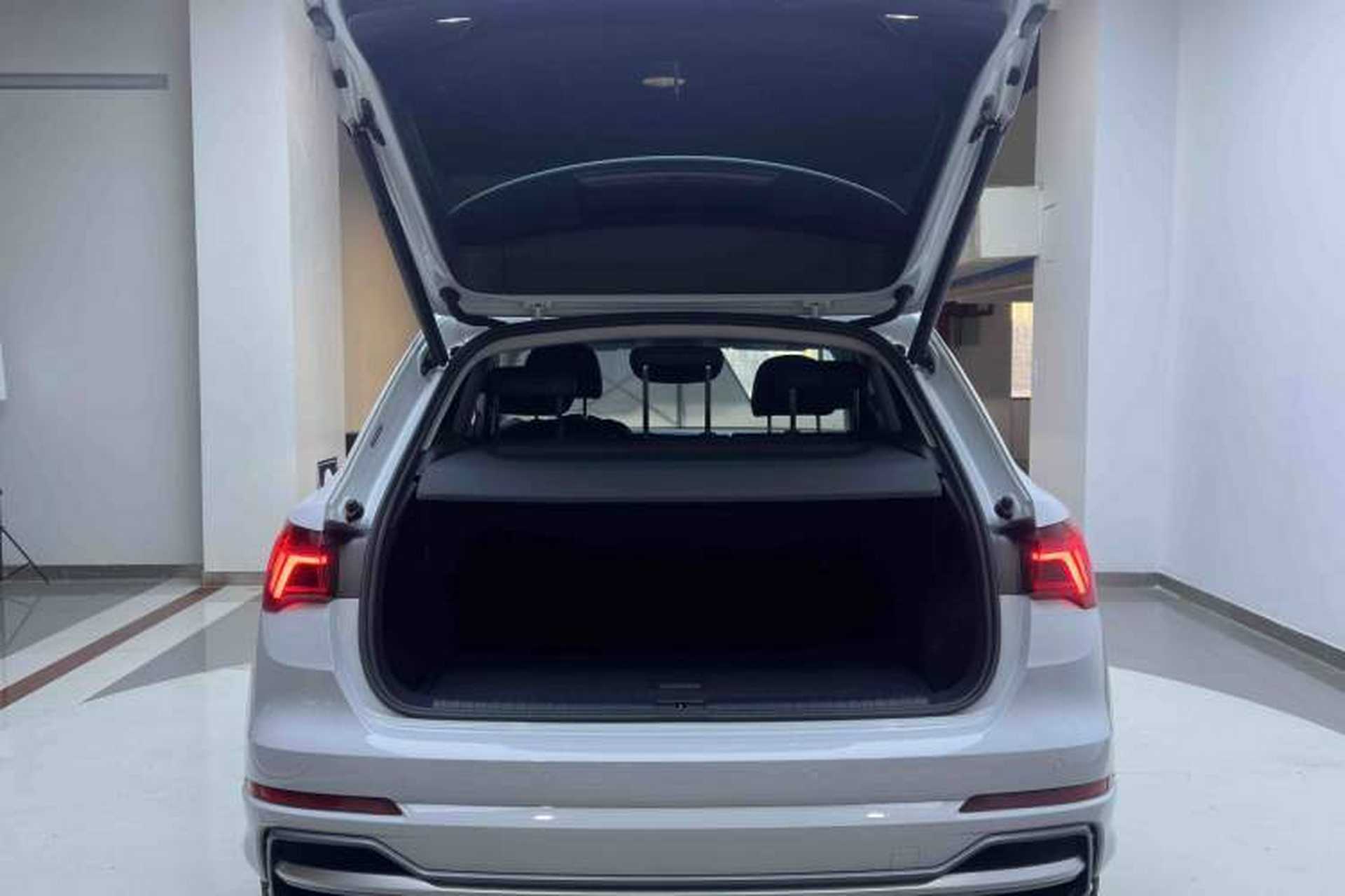 Used Audi Q3 2023 35 TFSI Progressive Dynamic Edition (1.4T) Interior 7