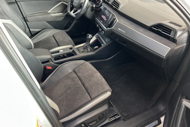 Used Audi Q3 2023 35 TFSI Fashion Dynamic Model (1.5T) Interior 7