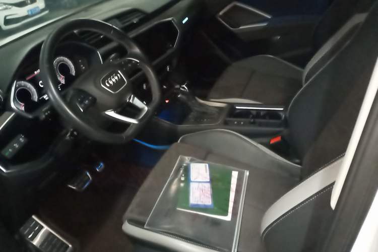 Used Audi Q3 2023 Updated 40 TFSI Fashionable and Dynamic Version Left Front Seat