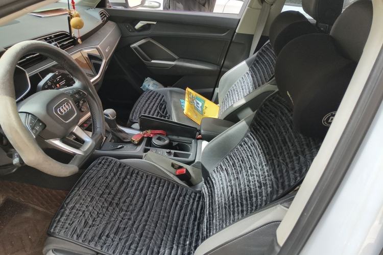 Used Audi Q3 2023 35 TFSI Fashion Dynamic Model (1.4T) Left Front Seat