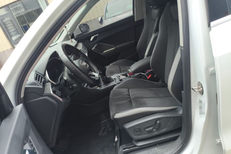 Used Audi Q3 2023 35 TFSI Fashion Dynamic Model (1.5T) Left Front Seat