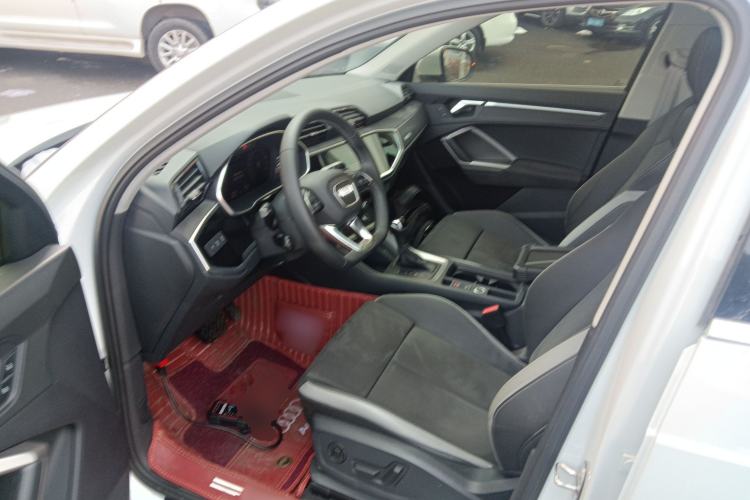 Used Audi Q3 2023 35 TFSI Fashion Dynamic Model (1.4T) Left Front Seat