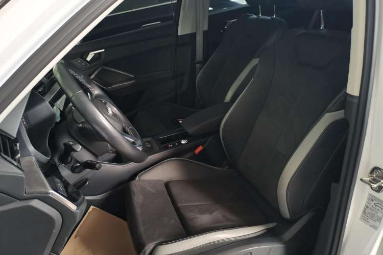 Used Audi Q3 2023 35 TFSI Progressive Dynamic Edition (1.4T) Left Front Seat