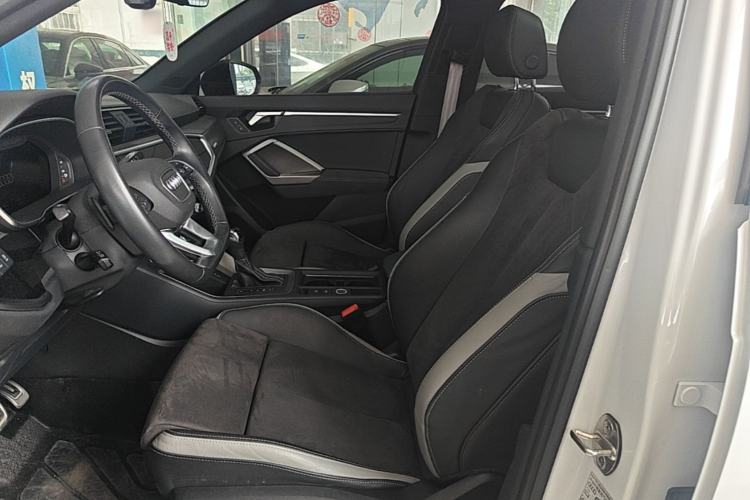 Used Audi Q3 2023 Updated 45 TFSI quattro Stylish and Dynamic Edition Left Front Seat