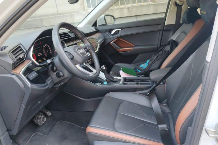 Used Audi Q3 2023 35 TFSI Fashion Elegant Version (1.4T) Left Front Seat