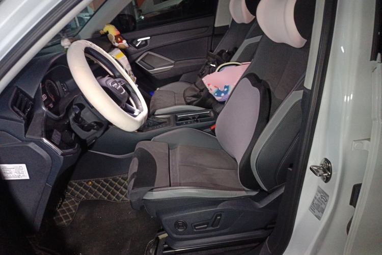 Used Audi Q3 2023 35 TFSI Fashion Dynamic Model (1.4T) Left Front Seat