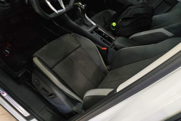 Used Audi Q3 2023 35 TFSI Fashion Dynamic Model (1.4T) Left Front Seat