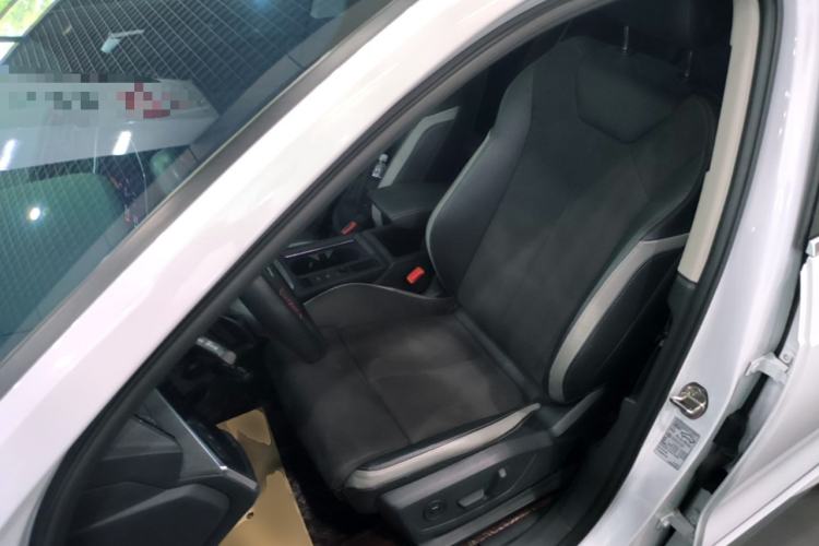 Used Audi Q3 2023 35 TFSI Fashion Dynamic Model (1.5T) Left Front Seat