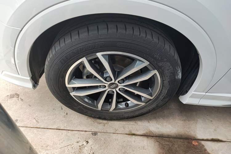 Used Audi Q3 2023 35 TFSI Advanced Dynamic Edition (1.5T) Left Front Wheel Hub