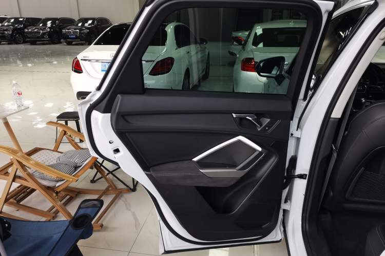 Used Audi Q3 2023 35 TFSI Progressive Dynamic Edition (1.4T) Left Rear Door Interior