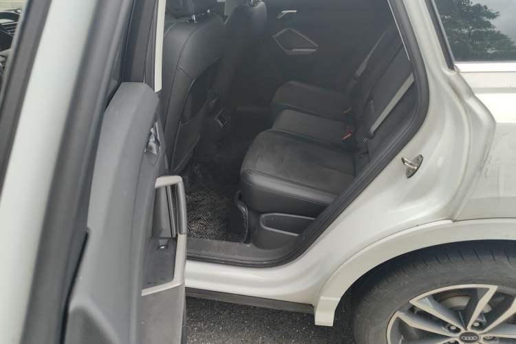 Used Audi Q3 2023 35 TFSI Advanced Dynamic Edition (1.5T) Left Rear Seat
