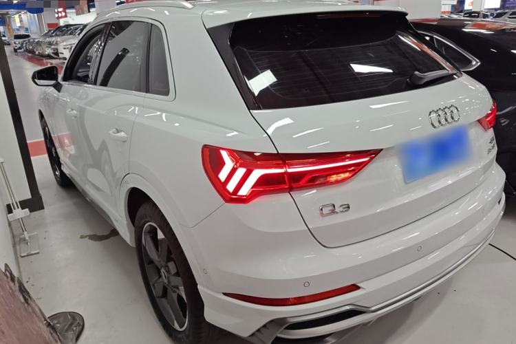 Used Audi Q3 2023 35 TFSI Fashion Dynamic Model (1.4T) Left Side