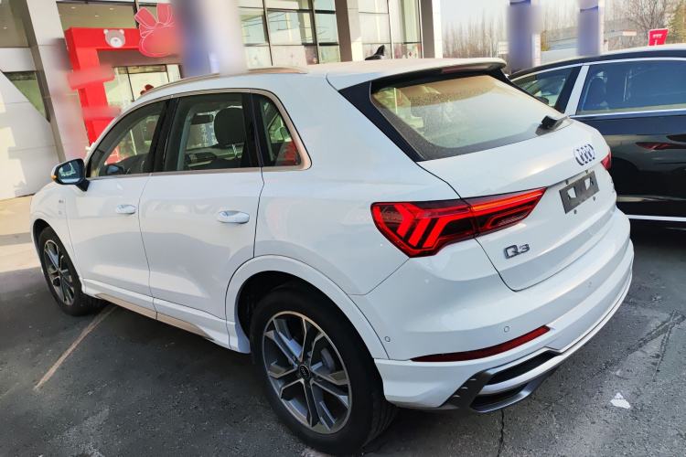 Used Audi Q3 2023 Updated 40 TFSI Fashionable and Dynamic Version Left Side