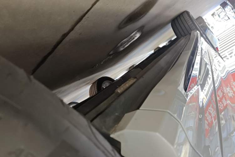 Used Audi Q3 2023 35 TFSI Fashion Dynamic Model (1.5T) Left Side Sill