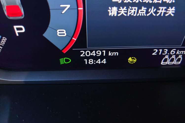 Used Audi Q3 2023 35 TFSI Progressive Dynamic Edition (1.4T) Odometer Close Up