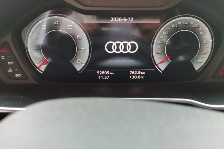 Used Audi Q3 2023 35 TFSI Fashion Dynamic Model (1.4T) Odometer Close Up