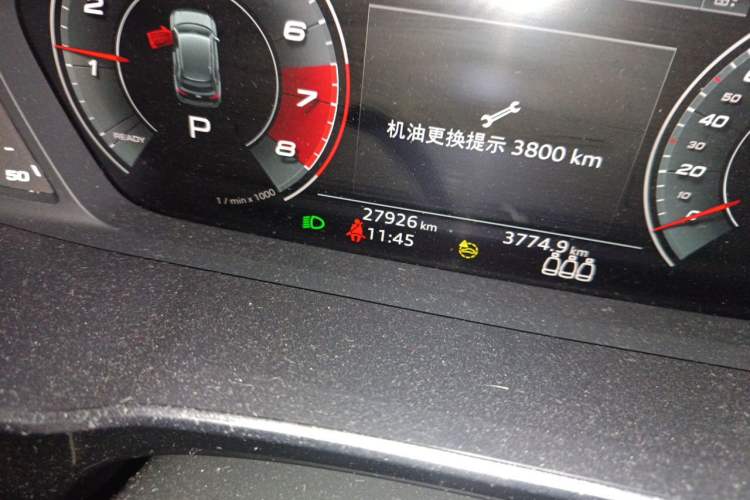 Used Audi Q3 2023 35 TFSI Fashion Dynamic Model (1.4T) Odometer Close Up