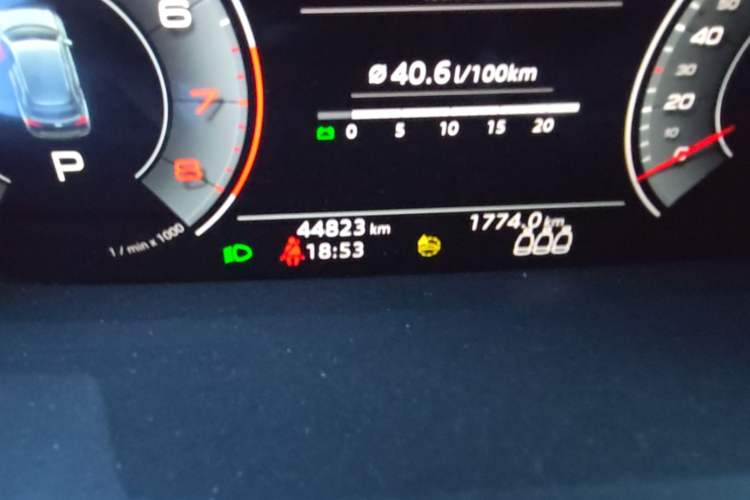 Used Audi Q3 2023 35 TFSI Fashion Dynamic Model (1.5T) Odometer Close Up