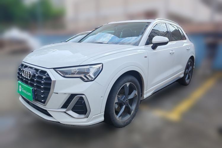 Used Audi Q3 2023 35 TFSI Fashion Dynamic Model (1.4T) Guazi used car, China used car export, Used car for sale, Used cars, Cheapest cars for sale