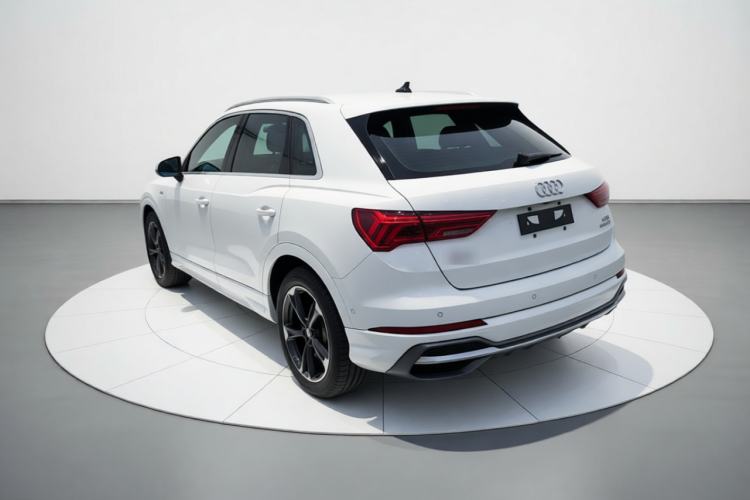 Used Audi Q3 2023 35 TFSI Fashion Dynamic Model (1.4T) Rear Left 45 Deg