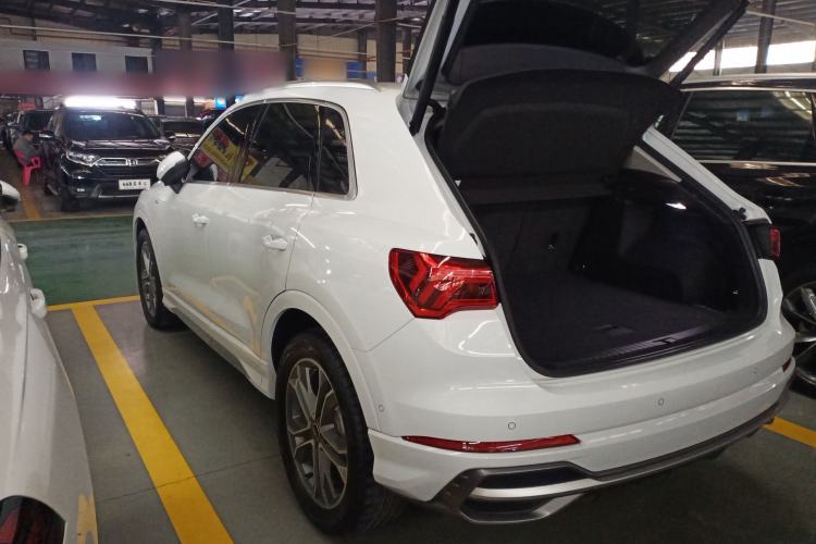 Used Audi Q3 2023 Updated 40 TFSI Fashionable and Dynamic Version Rear Left 45 Deg