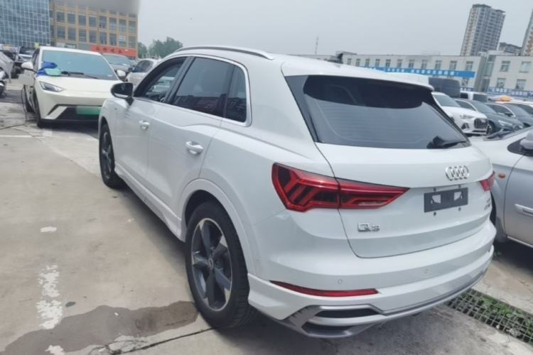 Used Audi Q3 2023 35 TFSI Fashion Dynamic Model (1.4T) Rear Left 45 Deg