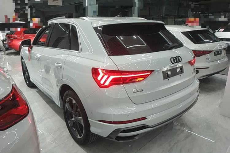 Used Audi Q3 2023 35 TFSI Fashion Dynamic Model (1.5T) Rear Left 45 Deg