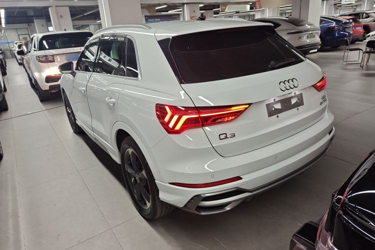 Used Audi Q3 2023 35 TFSI Fashion Dynamic Model (1.5T) Rear Left 45 Deg