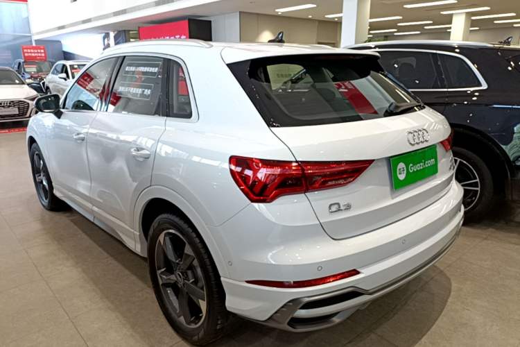 Used Audi Q3 2023 35 TFSI Fashion Dynamic Model (1.5T) Rear Left 45 Deg