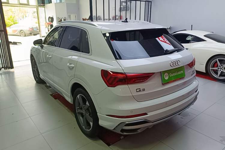 Used Audi Q3 2023 35 TFSI Fashion Dynamic Model (1.5T) Rear Left 45 Deg