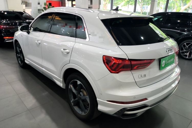 Used Audi Q3 2023 35 TFSI Fashion Dynamic Model (1.5T) Rear Left 45 Deg